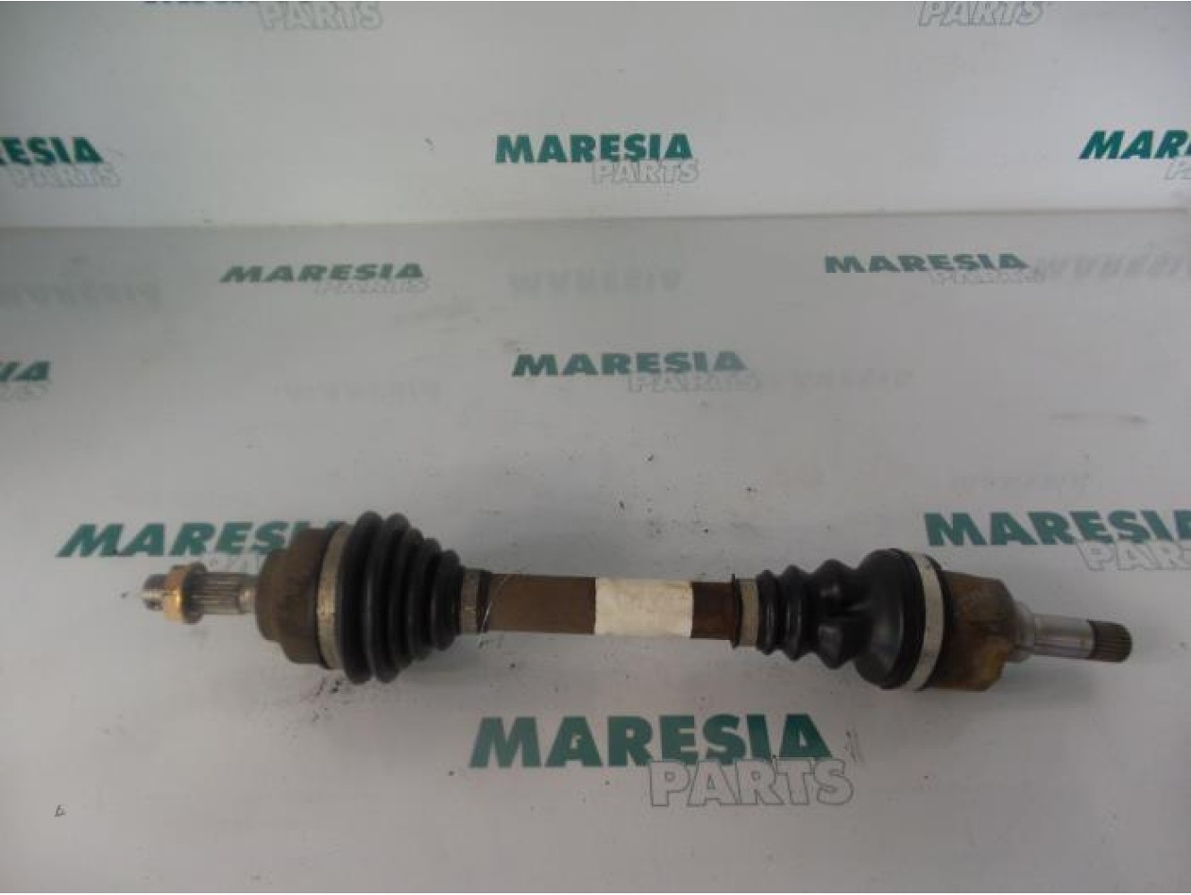 Citroen - Berlingo - Aandrijfas links-voor
