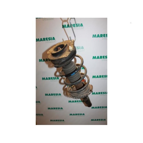 Renault - Megane - Front shock absorber rod, left