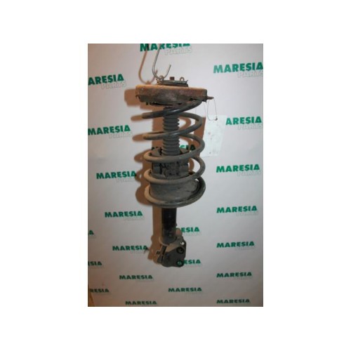 Renault - Megane - Front shock absorber rod, left