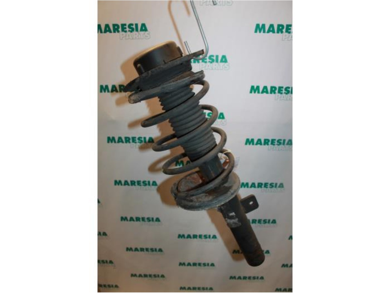 Peugeot - 206 - Front shock absorber rod, right