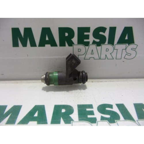 Renault - Laguna - Injector (benzine injectie)