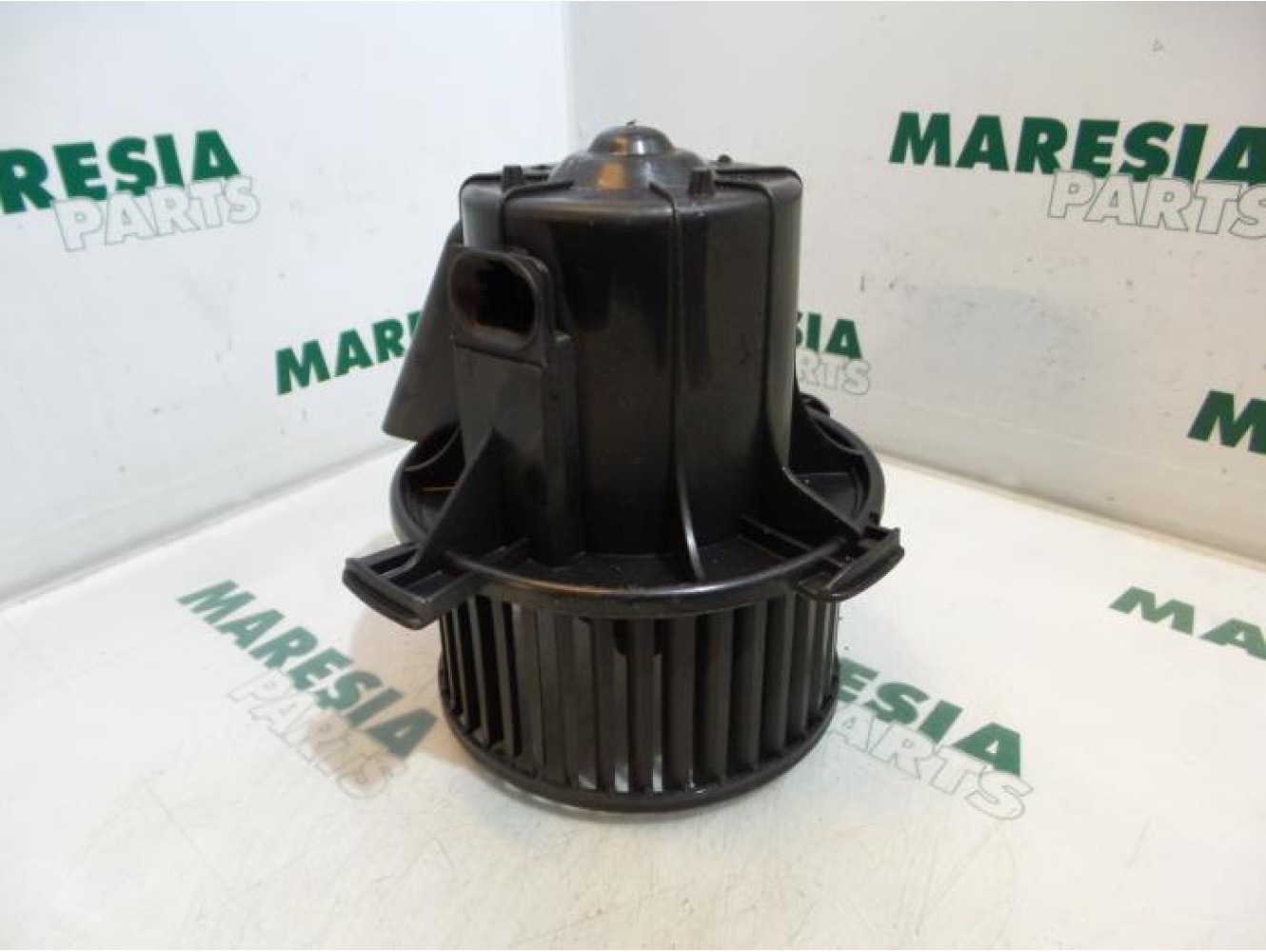 Citroen - C4 - Heating and ventilation fan motor