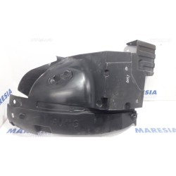 Renault - Trafic - Wheel arch liner