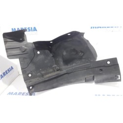 Renault - Trafic - Wheel arch liner