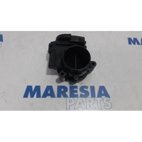 Citroen - C3 Picasso - Throttle body