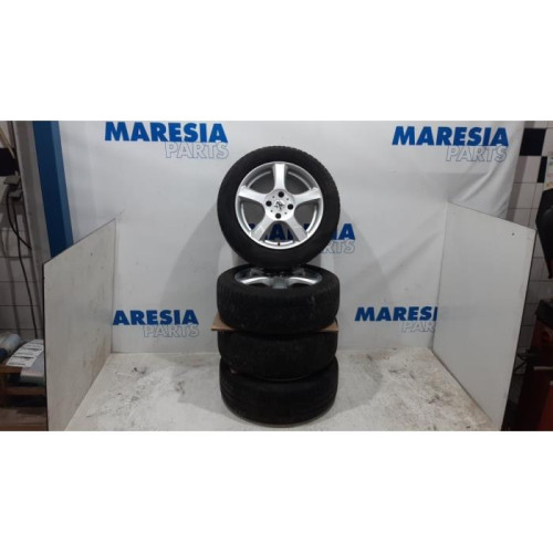 Peugeot - 308 - Sportvelgenset + banden