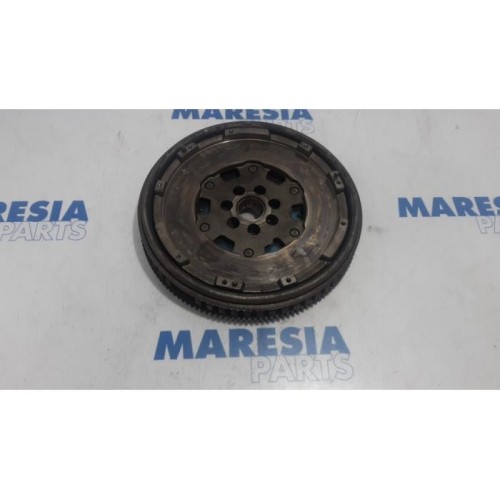 Renault - Megane - Flywheel