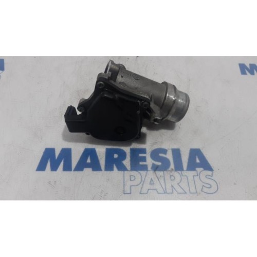 Renault - Megane - Throttle body