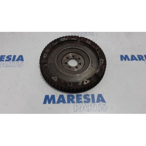 Renault - Clio - Flywheel