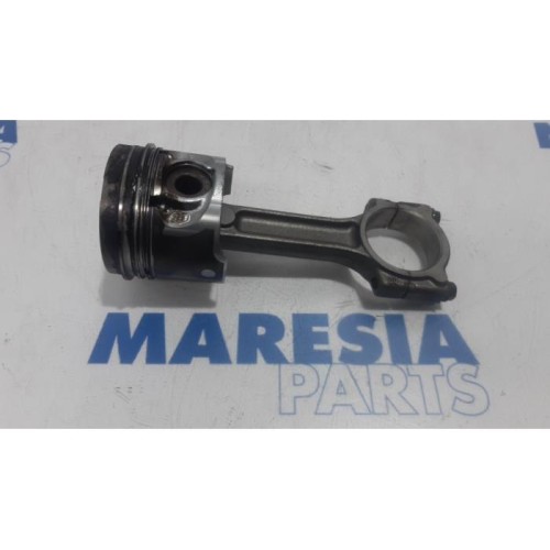 Renault - Clio - Piston