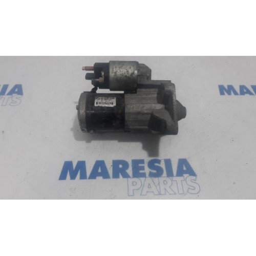 Renault - Trafic - Starter