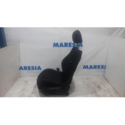 Peugeot - 308 - Sitz links