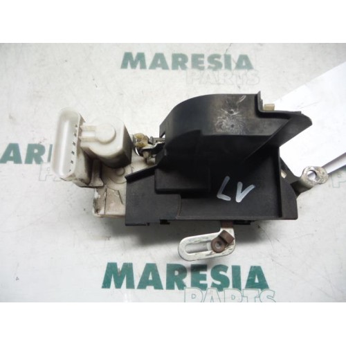 Fiat - Punto - Door lock mechanism 4-door, front left