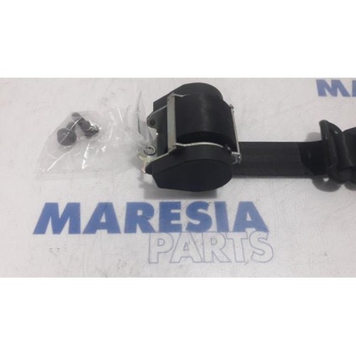 Peugeot - 308 - Rear seatbelt, right