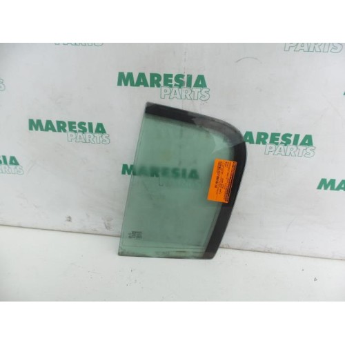Renault - Megane - Dreieckfenster links hinten