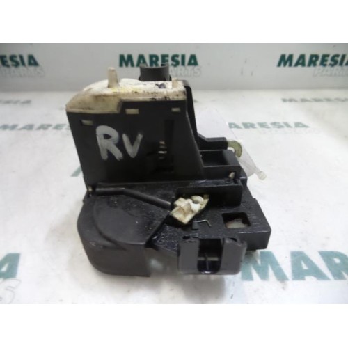 Renault - Clio - Door lock mechanism 2-door, right