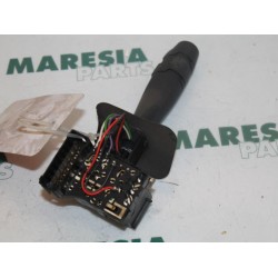 Renault - Clio - Indicator switch