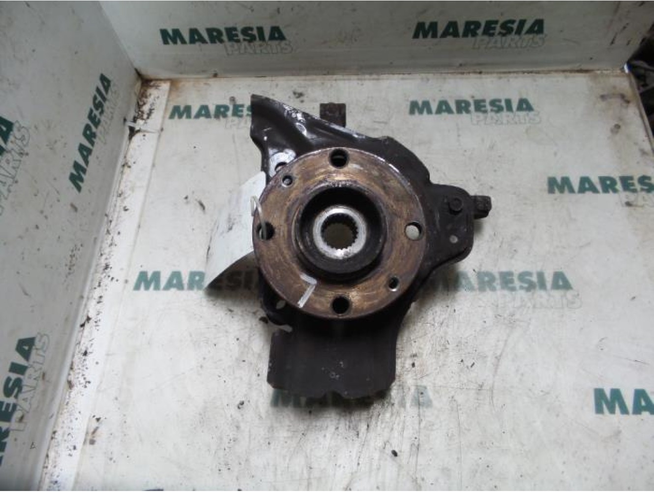 Fiat - Punto - Fusee links-voor