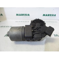 Renault - Clio - Front wiper motor