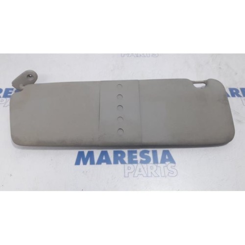 Renault - Trafic - Sun visor