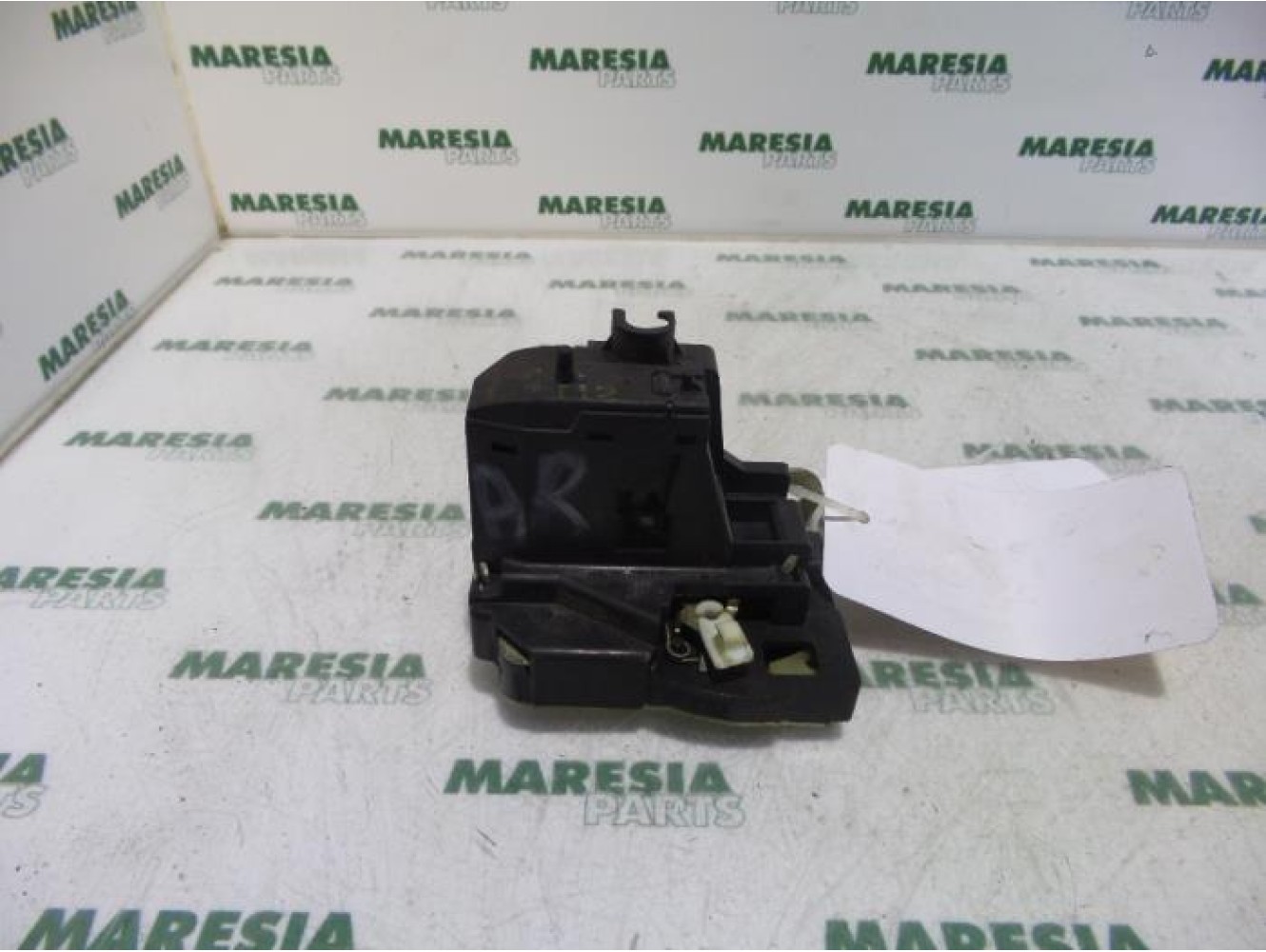 Renault - Megane Scenic - Rear door mechanism 4-door, right
