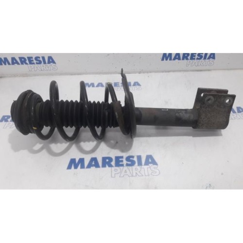 Peugeot - 308 - Front shock absorber rod, left