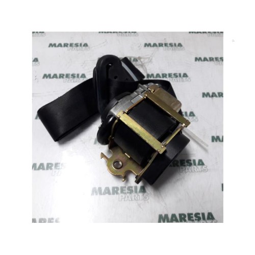 Peugeot - 206 - Front seatbelt, right