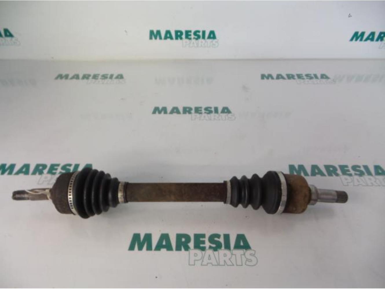 Peugeot - 206 - Aandrijfas links-voor