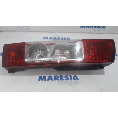 Peugeot - Boxer - Achterlicht links