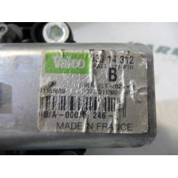 Renault - Trafic - Ruitenwissermotor achter