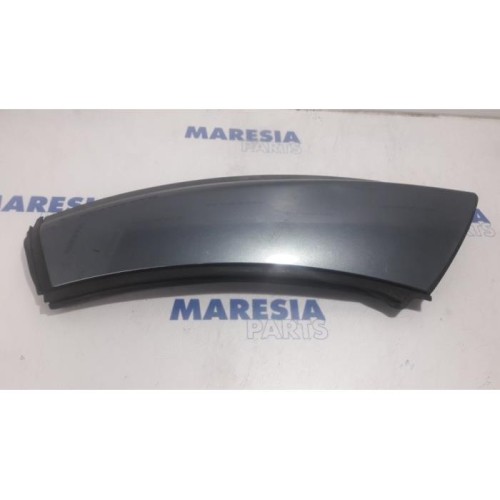 Peugeot - 307 - C-style sealing cover left