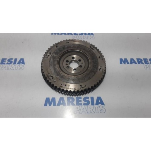 Renault - Captur - Flywheel