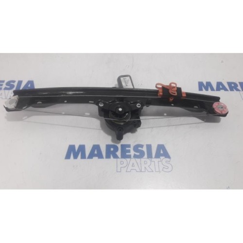 Fiat - Punto - Window mechanism 4-door, front left