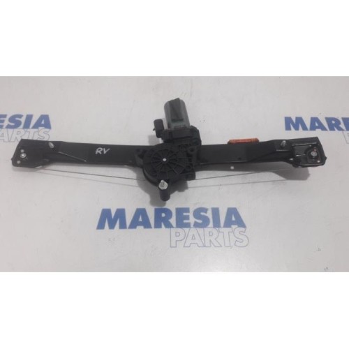 Fiat - Punto - Window mechanism 4-door, front right