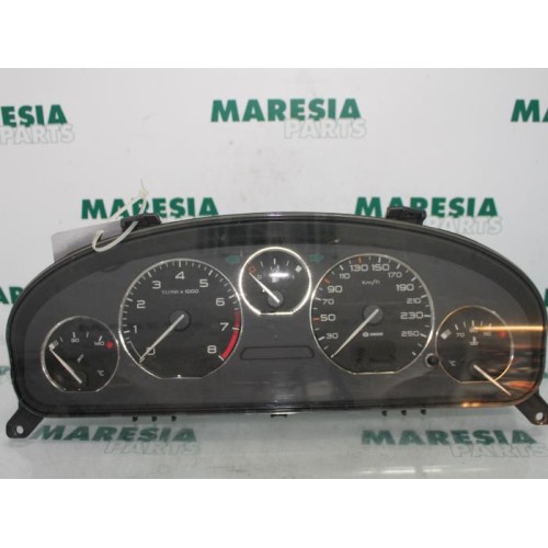 Peugeot - 406 - Instrumentenbrett