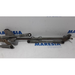 Peugeot - 307 - Wiper mechanism