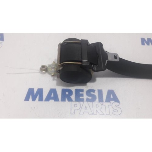 Peugeot - 307 - Rear seatbelt, right