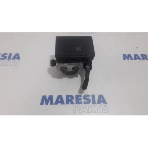 Renault - Trafic - Pompe ABS