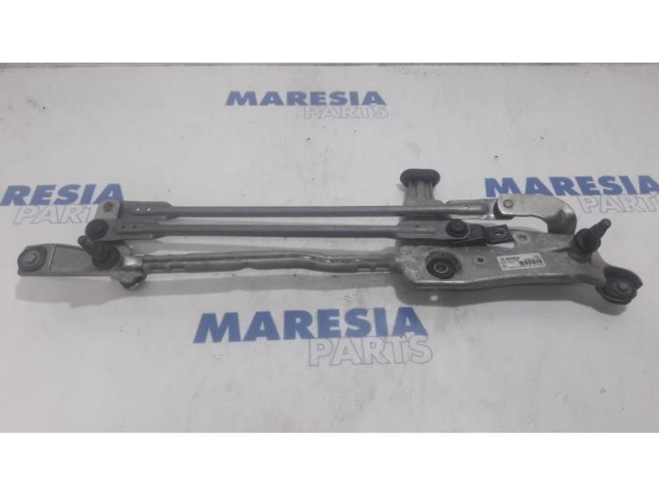 Peugeot - 308 - Wiper mechanism