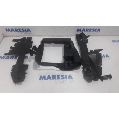 Peugeot - 308 - Support (miscellaneous)