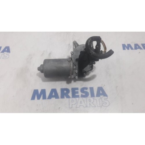 Fiat - Punto - Front wiper motor
