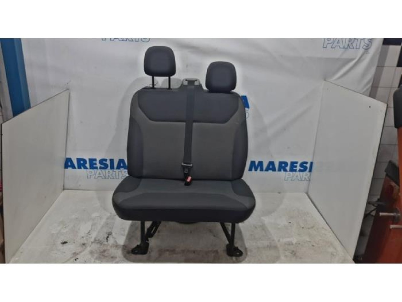 Renault - Trafic - Banquette avant droit