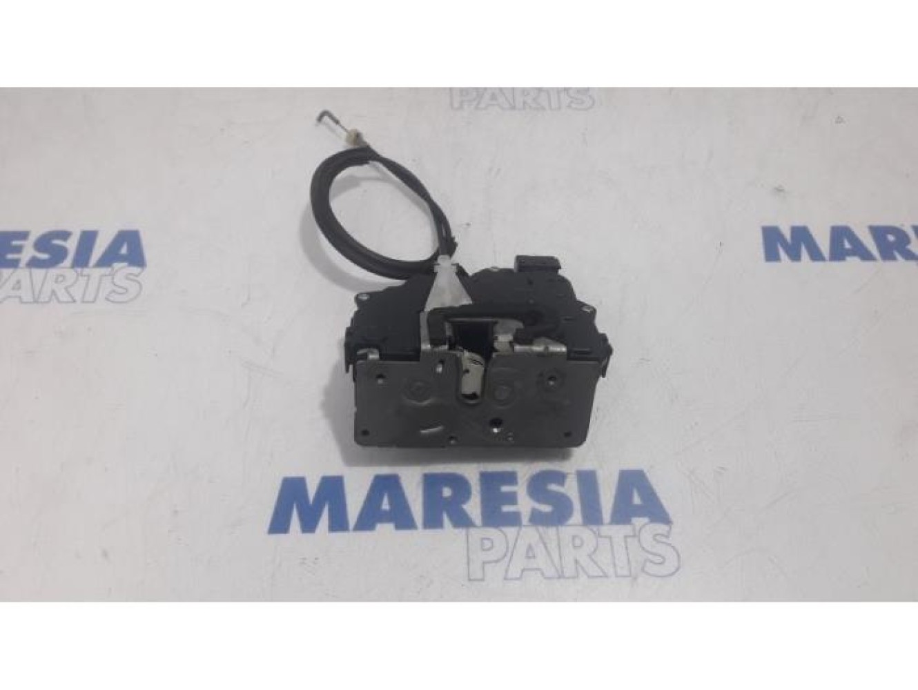 Fiat - Punto - Front door lock mechanism 4-door, right