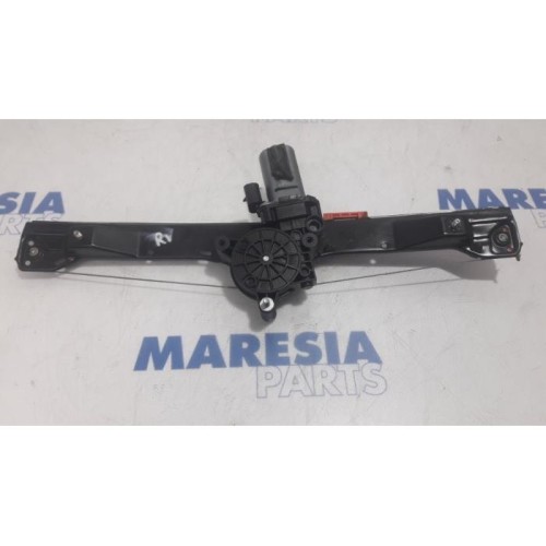 Fiat - Punto - Window mechanism 4-door, front right