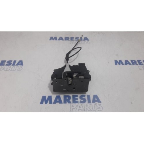 Fiat - Punto - Rear door mechanism 4-door, right