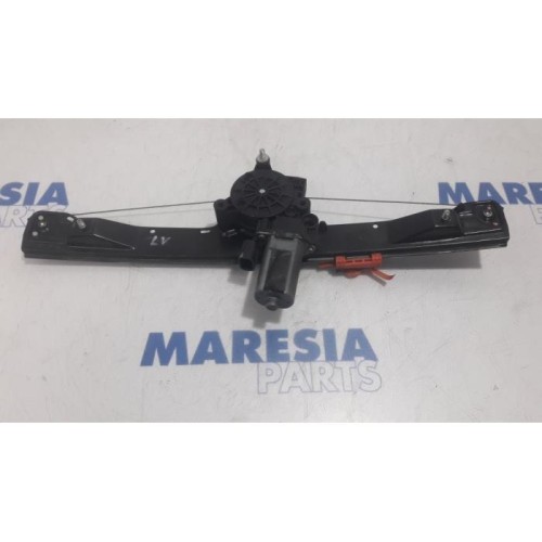 Fiat - Punto - Window mechanism 4-door, front left