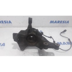 Renault - Megane - Fusee links-voor