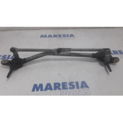Renault - Megane - Wiper mechanism