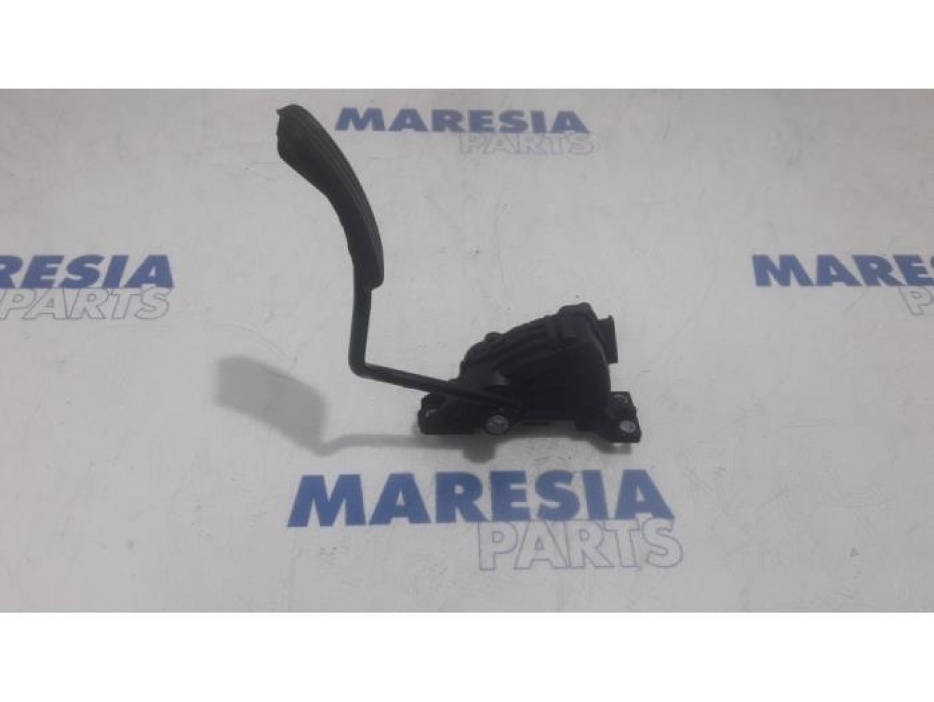 Renault - Trafic - Gaspedaalpositie Sensor