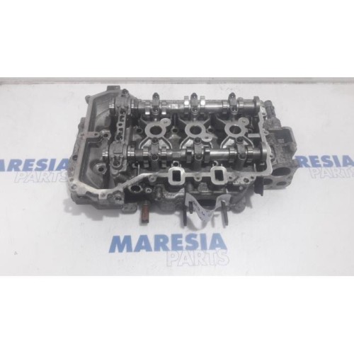 Peugeot - 208 - Cylinder head